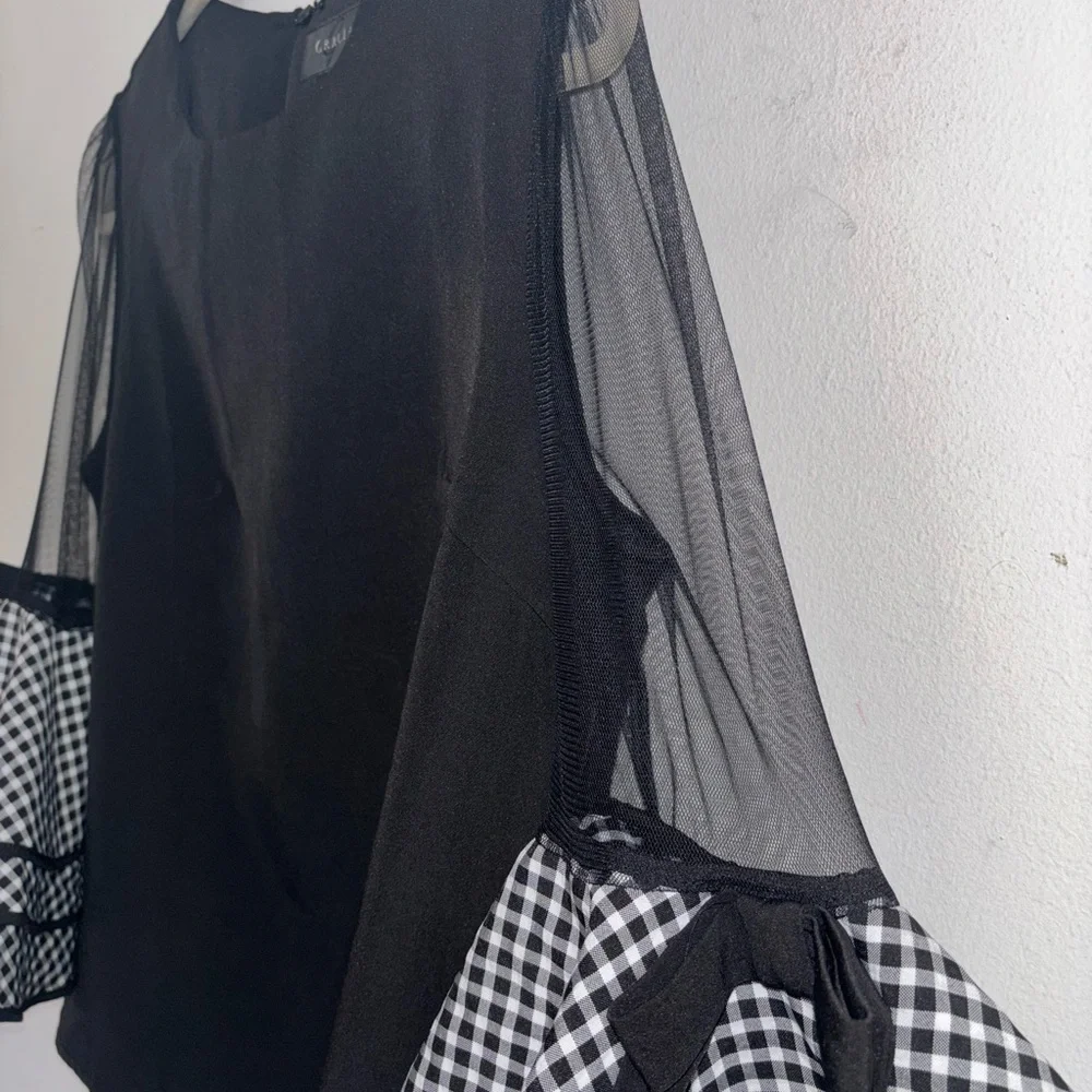 NWT Gracia Black Blouse with White Checkered Ruffle Sleeves - Picture 3 of 4